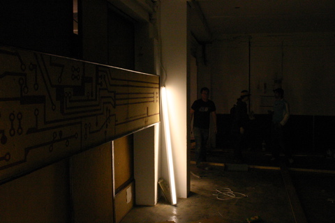 18:43
